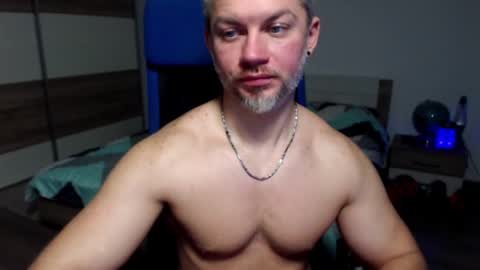 Snapshot of robbyshawz chatting on January 2025 12:10:01 PM robbyshawz online show from January 2025 12:10:01 PM