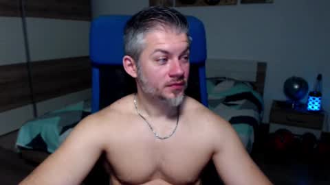 Snapshot of robbyshawz chatting on January 2025 05:19:01 AM robbyshawz online show from January 2025 05:19:01 AM