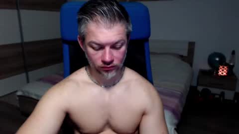 Snapshot of robbyshawz chatting on February 2025 06:13:01 AM robbyshawz online show from February 2025 06:13:01 AM