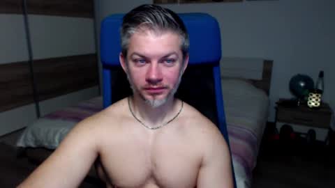 Snapshot of robbyshawz chatting on February 2025 05:30:02 AM robbyshawz online show from February 2025 05:30:02 AM