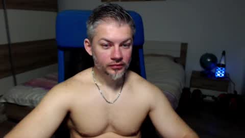 Snapshot of robbyshawz chatting on February 2025 05:24:01 AM robbyshawz online show from February 2025 05:24:01 AM