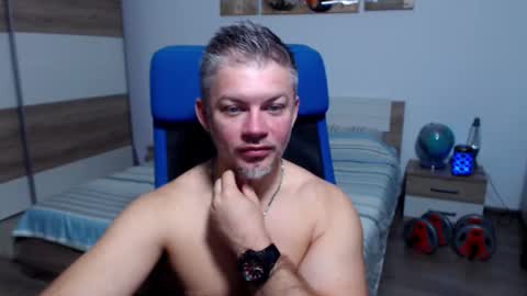 Snapshot of robbyshawz chatting on September 2025 04:36:02 AM robbyshawz online show from September 2025 04:36:02 AM