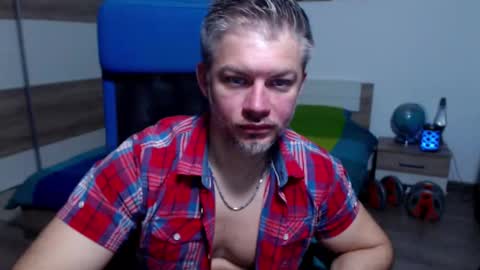 Snapshot of robbyshawz chatting on October 2025 05:16:01 AM robbyshawz online show from October 2025 05:16:01 AM