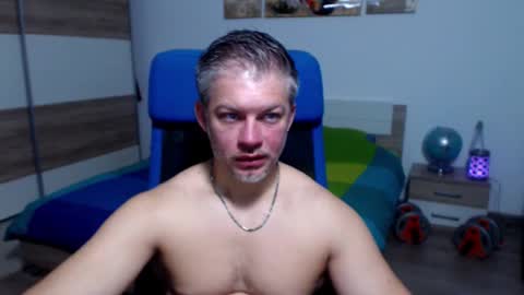 Snapshot of robbyshawz chatting on October 2025 05:18:02 AM robbyshawz online show from October 2025 05:18:02 AM