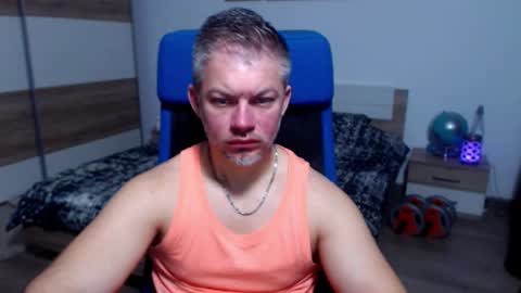 Snapshot of robbyshawz chatting on November 2025 05:40:01 AM robbyshawz online show from November 2025 05:40:01 AM