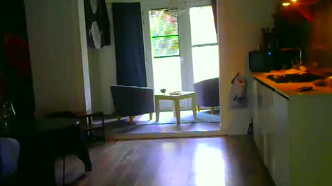 Snapshot of rober10000 chatting on October 2025 10:47:01 AM rober10000 online show from October 2025 10:47:01 AM