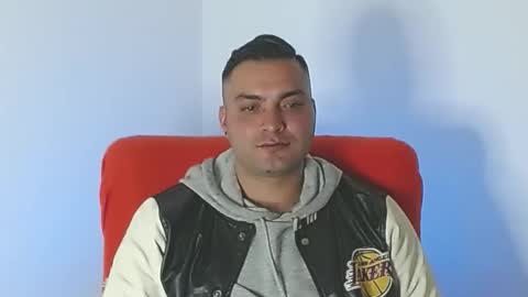 Stiven - online show from October 2025 06:10:01 AM