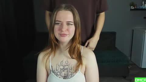 Snapshot of robert_lisa chatting on October 2025 11:42:01 AM Lisa and Robert i am online all days 900 am GMT3 online show from October 2025 11:42:01 AM