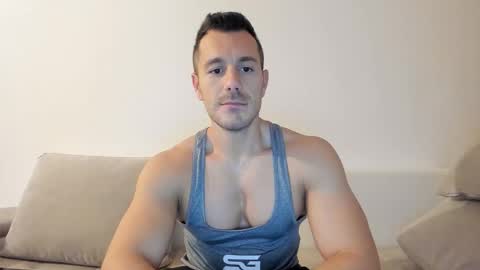 roberto4ever online show from October 2025 05:11:02 AM