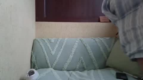 Snapshot of roberto_twink1 chatting on November 2025 11:09:01 AM Roberto online show from November 2025 11:09:01 AM