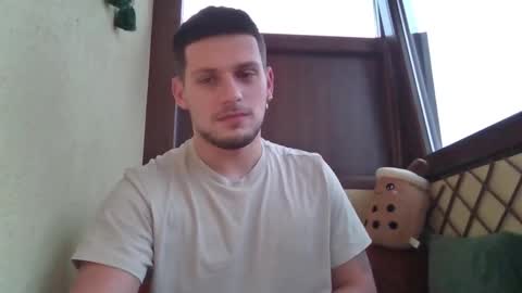 Snapshot of roberto_twink1 chatting on November 2025 05:39:02 AM Roberto online show from November 2025 05:39:02 AM