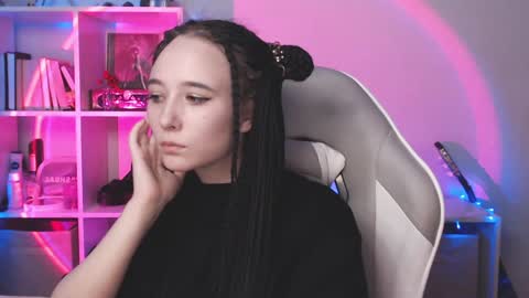 Snapshot of robin_yours chatting on December 2024 05:44:01 PM Robin your online show from December 2024 05:44:01 PM