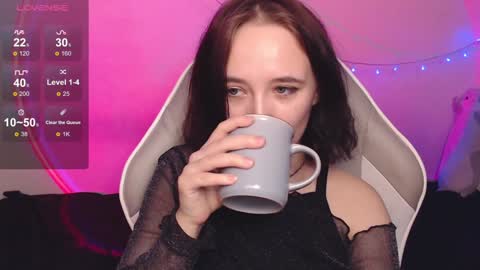 Snapshot of robin_yours chatting on January 2025 07:43:01 PM Robin your online show from January 2025 07:43:01 PM