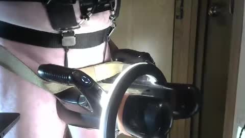 Snapshot of robodickmilker chatting on December 2024 05:52:01 PM Robodickmilker online show from December 2024 05:52:01 PM