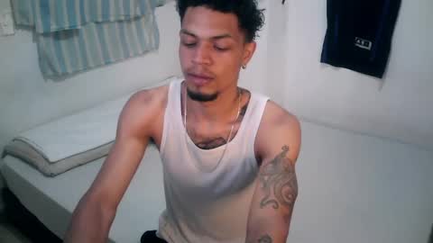 Rocco online show from October 2025 01:20:01 PM