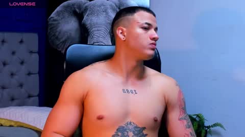 Snapshot of rocco_santos chatting on October 2025 11:59:02 PM rocco_santos online show from October 2025 11:59:02 PM