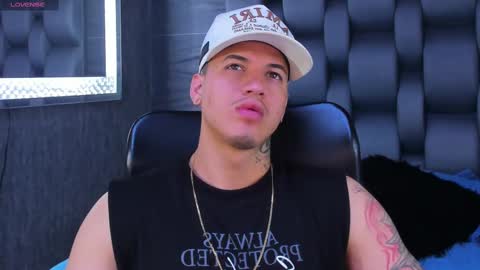 Snapshot of rocco_santos chatting on November 2025 12:42:02 AM rocco_santos online show from November 2025 12:42:02 AM