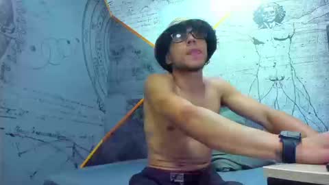 Rocco online show from September 2025 05:27:02 PM
