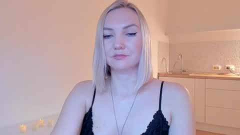 Snapshot of rock__baby chatting on December 2024 09:18:02 PM rock__baby online show from December 2024 09:18:02 PM