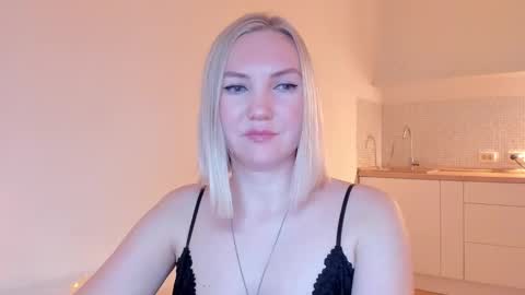 Snapshot of rock__baby chatting on December 2024 09:33:02 PM rock__baby online show from December 2024 09:33:02 PM