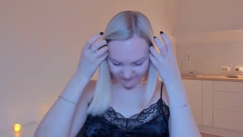 Snapshot of rock__baby chatting on January 2025 01:42:01 AM rock__baby online show from January 2025 01:42:01 AM