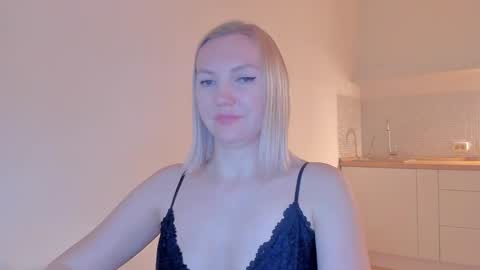 Snapshot of rock__baby chatting on January 2025 09:08:02 PM rock__baby online show from January 2025 09:08:02 PM