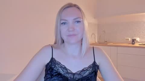 Snapshot of rock__baby chatting on March 2025 05:29:02 AM rock__baby online show from March 2025 05:29:02 AM