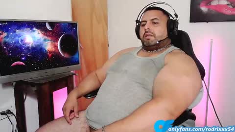 rodrixxx54 online show from February 2025 11:54:02 PM