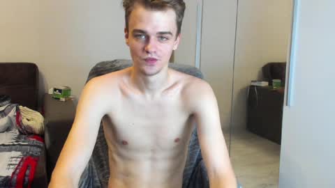 taylor fox online show from December 2024 03:17:01 PM