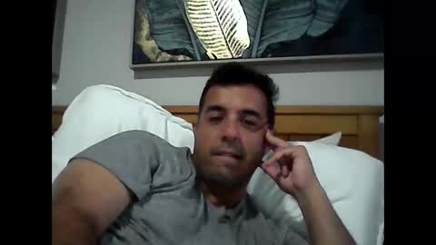 Roller Handsome online show from September 2025 06:08:02 PM