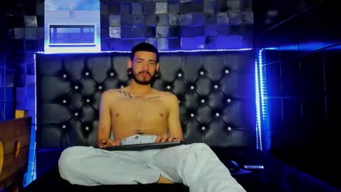 rolo martinez online show from November 2025 05:34:02 PM