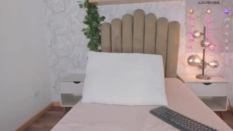   online show from October 2025 12:03:01 PM