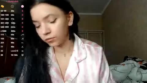 Snapshot of romeliahastert chatting on October 2025 12:35:01 PM Anica online show from October 2025 12:35:01 PM