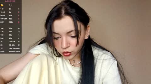 Snapshot of romeliahastert chatting on October 2025 04:35:01 PM Anica online show from October 2025 04:35:01 PM