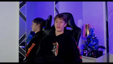 Romeo Ricci online show from December 2024 12:30:02 AM