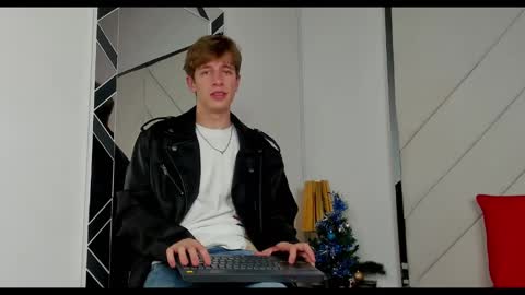 Romeo Ricci online show from January 2025 06:47:02 AM