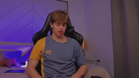 Romeo Ricci online show from January 2025 05:03:01 AM