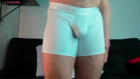 Ronnie online show from January 2025 06:51:02 PM