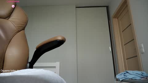 RonnyPonny online show from February 2025 01:20:01 PM