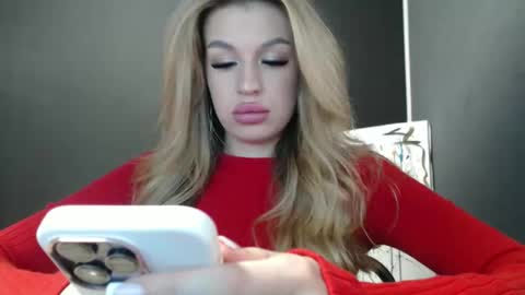 Rosalina online show from September 2025 01:00:02 PM