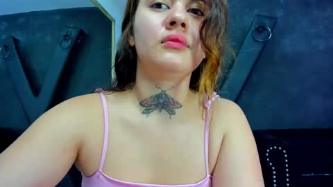 Rosaline Grey online show from October 2025 04:46:02 AM