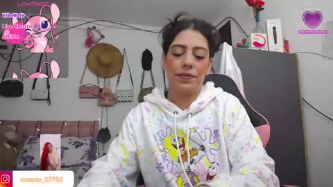 rosario_1996 online show from October 2025 07:00:02 AM