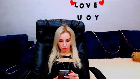 Snapshot of rose__shine chatting on October 2025 11:52:02 AM rose shine online show from October 2025 11:52:02 AM