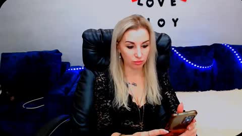 Snapshot of rose__shine chatting on October 2025 10:27:02 AM rose shine online show from October 2025 10:27:02 AM