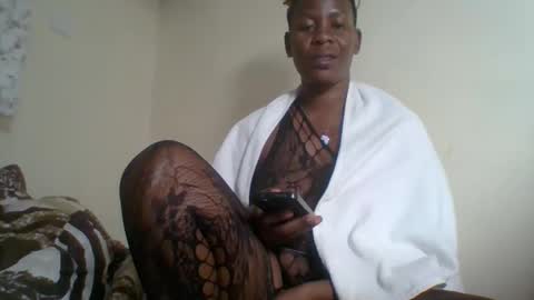 rose_coco online show from September 2025 01:28:01 AM