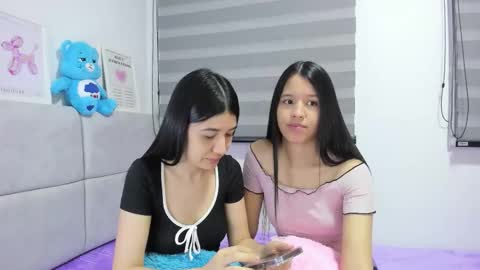 Rose y Miah online show from September 2025 05:42:01 AM