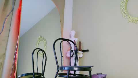 Snapshot of rosedelic chatting on February 2025 06:43:02 AM rosedelic online show from February 2025 06:43:02 AM