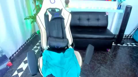 Snapshot of rosee_honey_ chatting on March 2025 12:48:01 AM rose online show from March 2025 12:48:01 AM