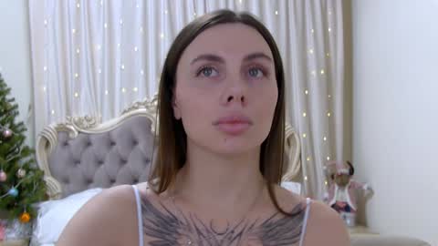 Rose Hubbard online show from December 2024 09:17:01 PM