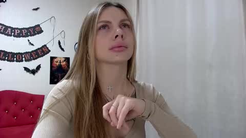 Rose Hubbard online show from October 2025 05:33:01 AM